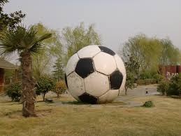 英媒：阿森纳后卫因卡皮耶疑似腿筋受伤，将接受扫描检查